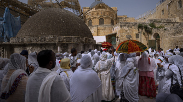 Katolički vernici se povodom Uskrsa okupili u Jerusalimu na mestu Hristovog raspeća