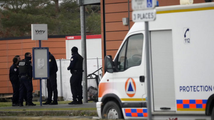 Francuske vlasti razbile međunarodnu mrežu za proizvodnju sintetičke droge, osumnjičeni na sudu u Marseju