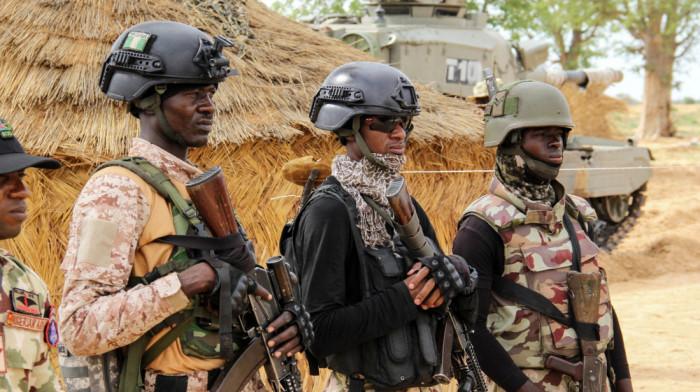 Islamistički militanti napali vojnu bazu u Nigeriji i zarobili vojnike i municiju