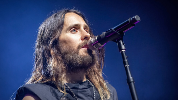 Džared Leto u "teškoj ulozi": Američkog muzičara i glumca za seksualno uznemiravanje optužilo devet žena