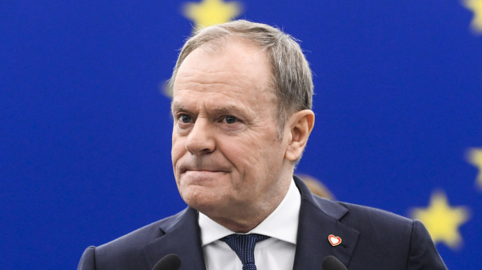 Tusk: Ruski brod iz "flote u senci" izvodio sumnjive manevre u Baltičkom moru