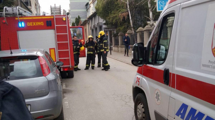 Ugašen požar na Starom gradu: Goreo krov zgrade u Tadeuša Košćuška