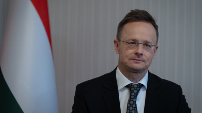 Sijarto: Mađarska i Slovačka zajedno protiv predloga EU o zabrani uvoza energenata iz Rusije