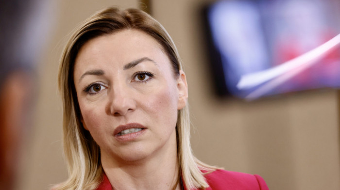 Macura: Snažno podržavamo mere koje pozitivno utiču na populacionu politiku