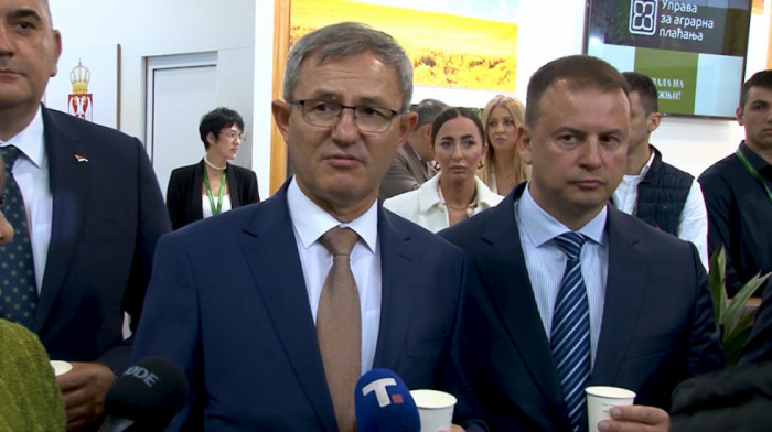 Glamočić: U Novom Sadu ćemo predstaviti niz novih mera za poljoprivrednike ( FOTO)