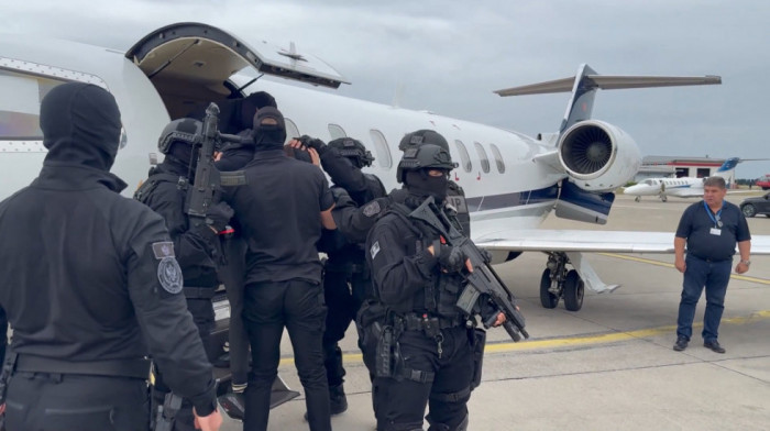 Budvanin i Podgoričanin izručeni Crnoj Gori iz UAE uz jake mere bezbednosti i pratnju specijalaca (VIDEO, FOTO)