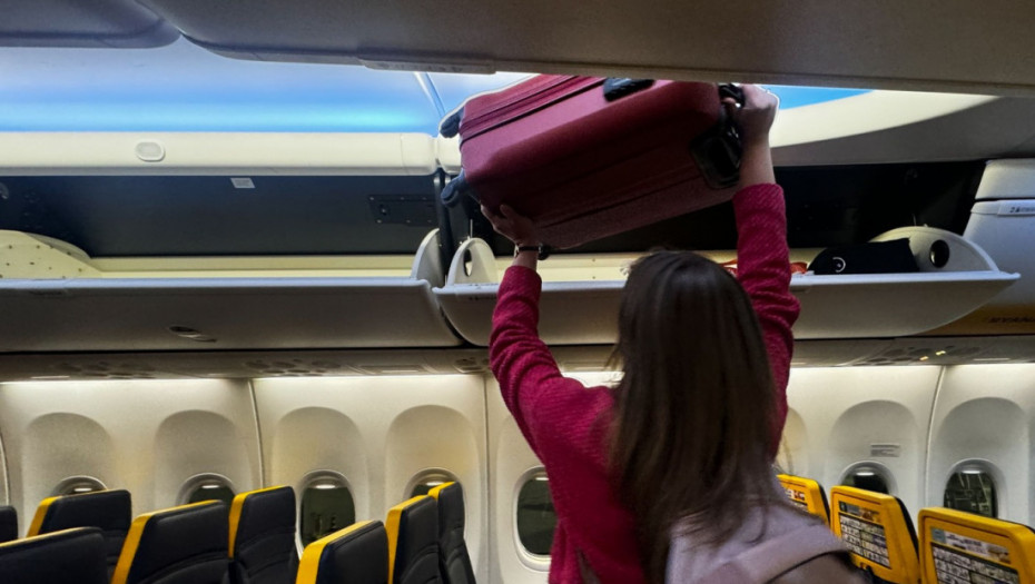 Aviokompanije neće smeti da naplaćuju dodatne troškove za ručni prtljag: Da li je glasanje u EU pobeda za putnike?
